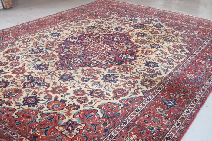 Very Fine Isfahan Carpet