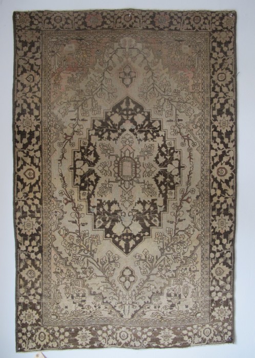 Fine Sarouk Rug, Persia