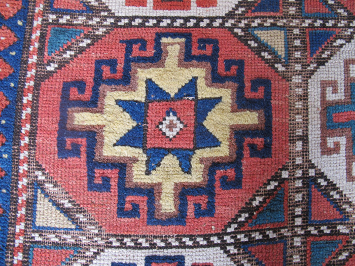 Moghan Rug with Memling Guls