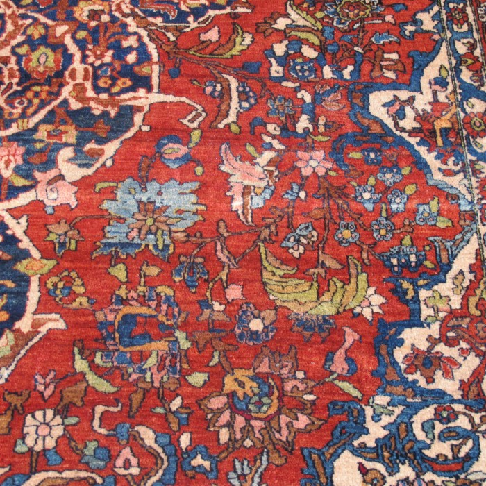 Exceptional Isfahan Carpet