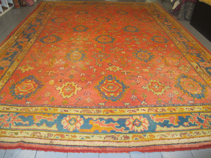 Spectacular Oushak Carpet