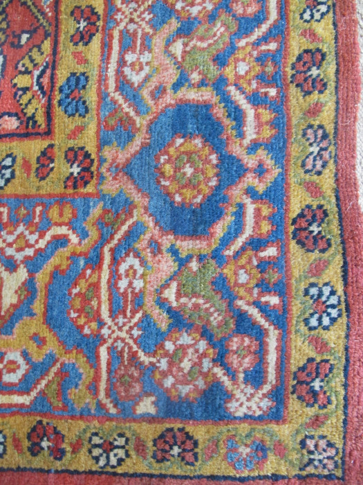 Mahal Carpet