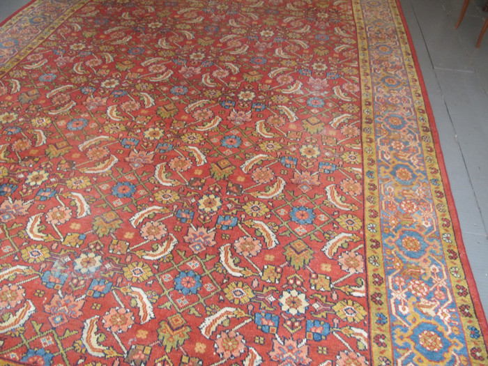 Mahal Carpet