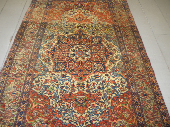 Fine Isfahan Rug