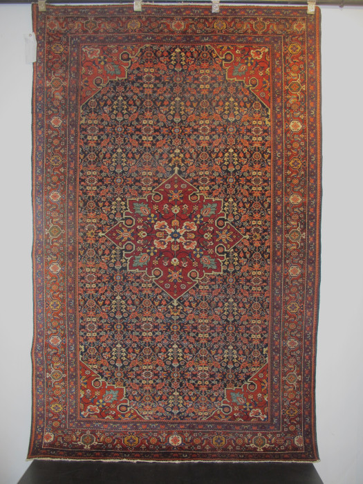 Fine Fereghan Rug