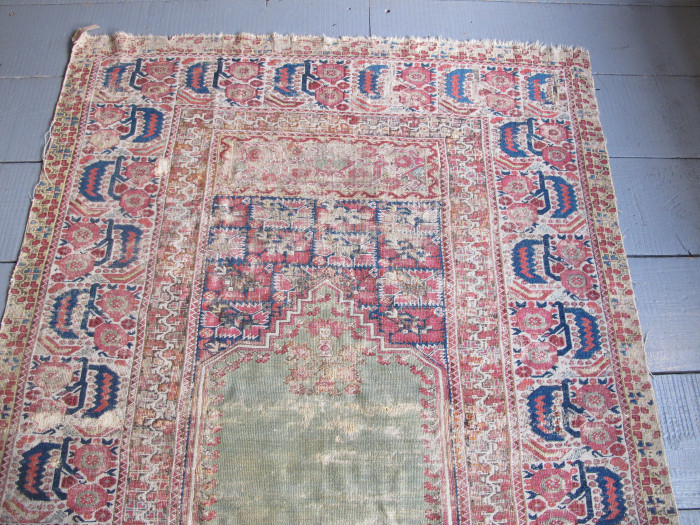 Ghiordes Prayer Rug