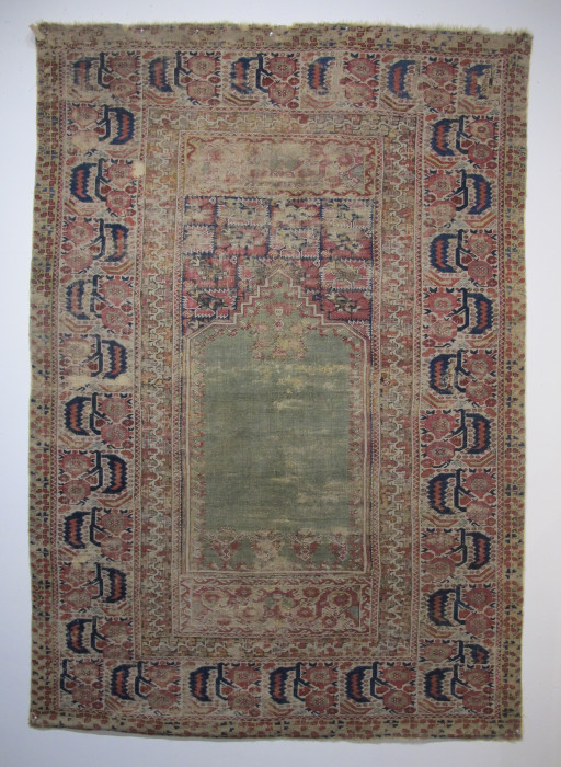 Ghiordes Prayer Rug