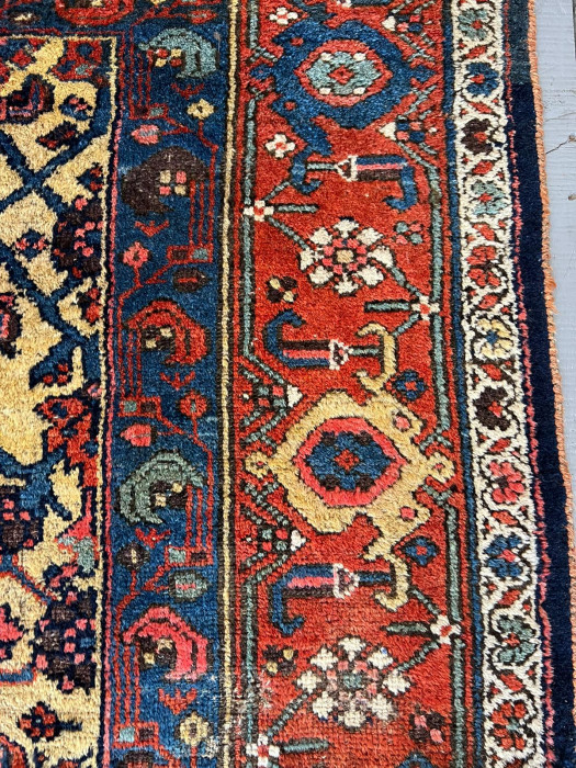 Handsome Bidjar Carpet